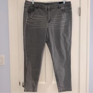 NWT Lane Bryant Size 22 Venezia Gray Mid-Rise Jeans
